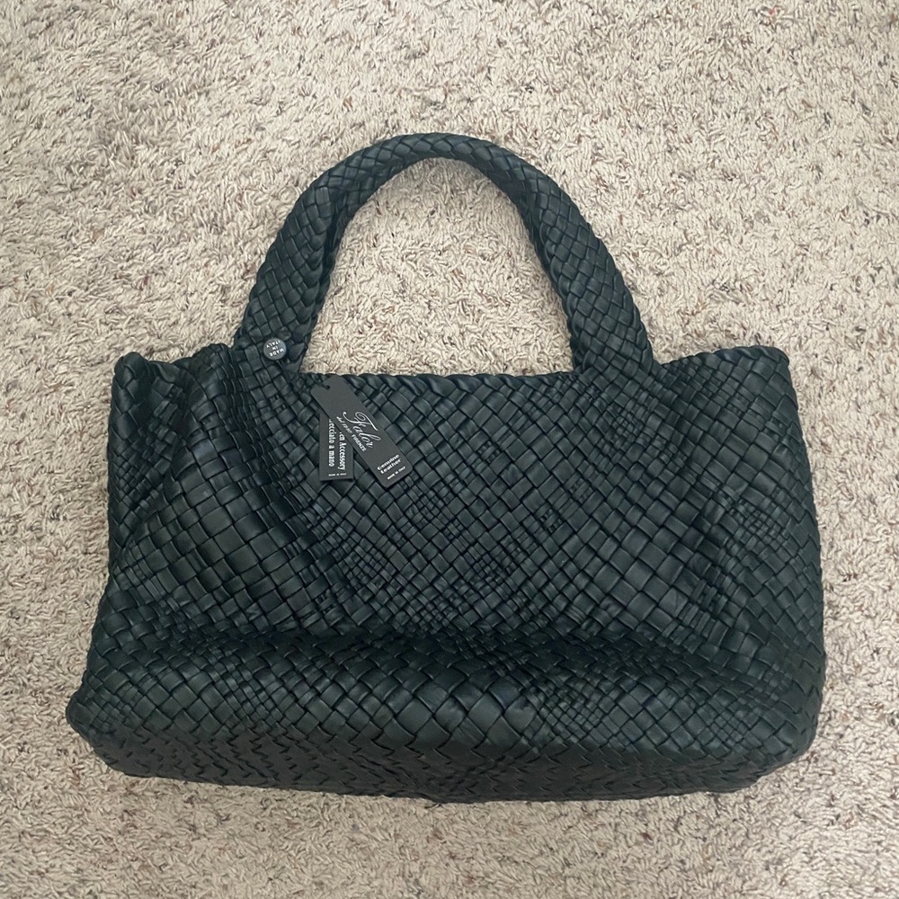 Falor tote bag